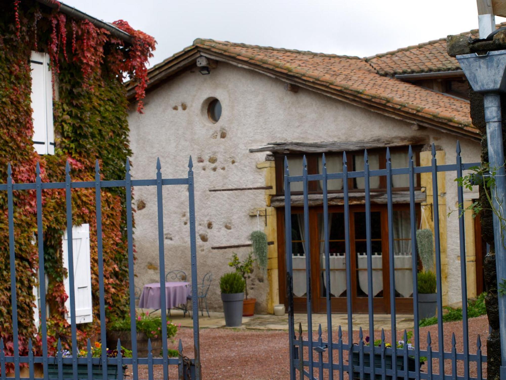Villa La Grange Coutouvre Exterior foto